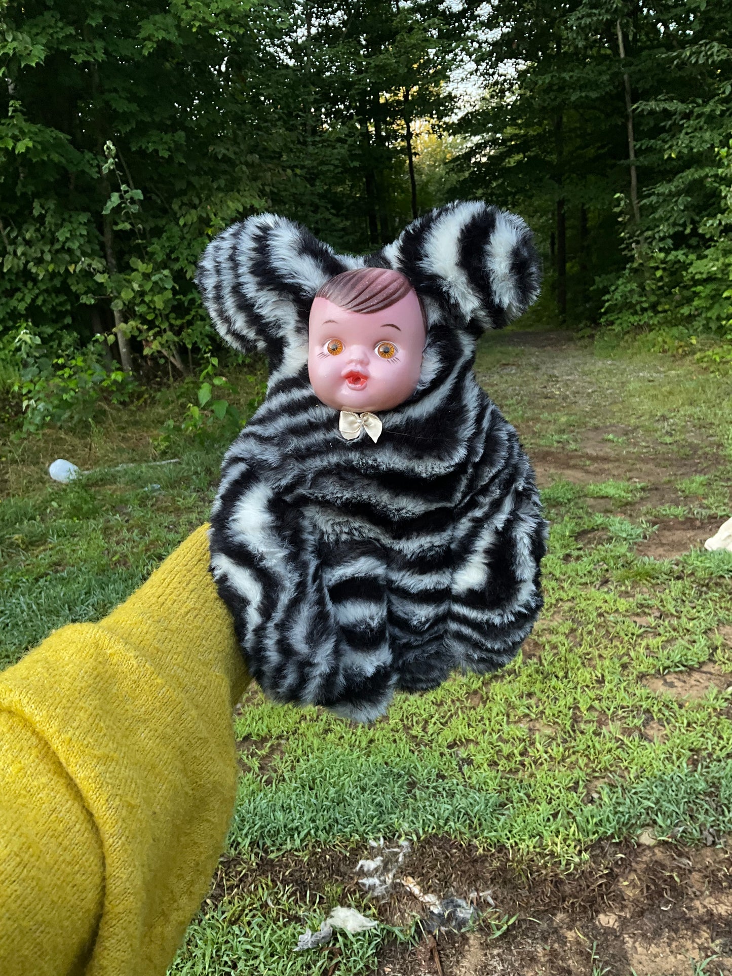 Plushie Crystal Eyes creepy doll
