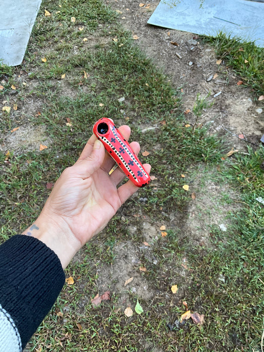 Pipe red & black flowers
