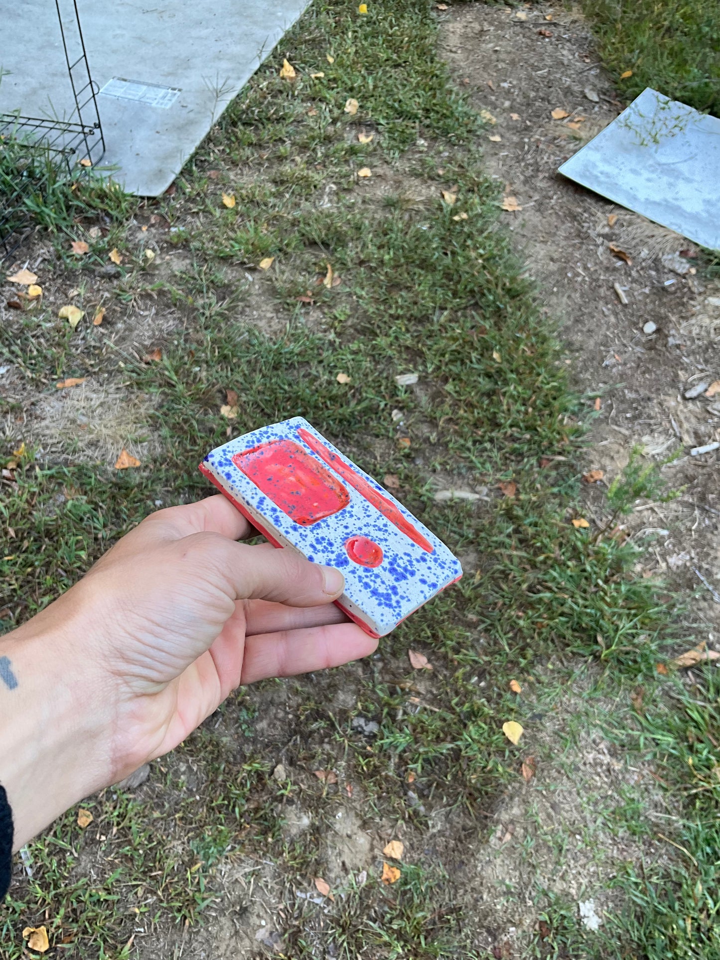 Ash tray red & blue speckle