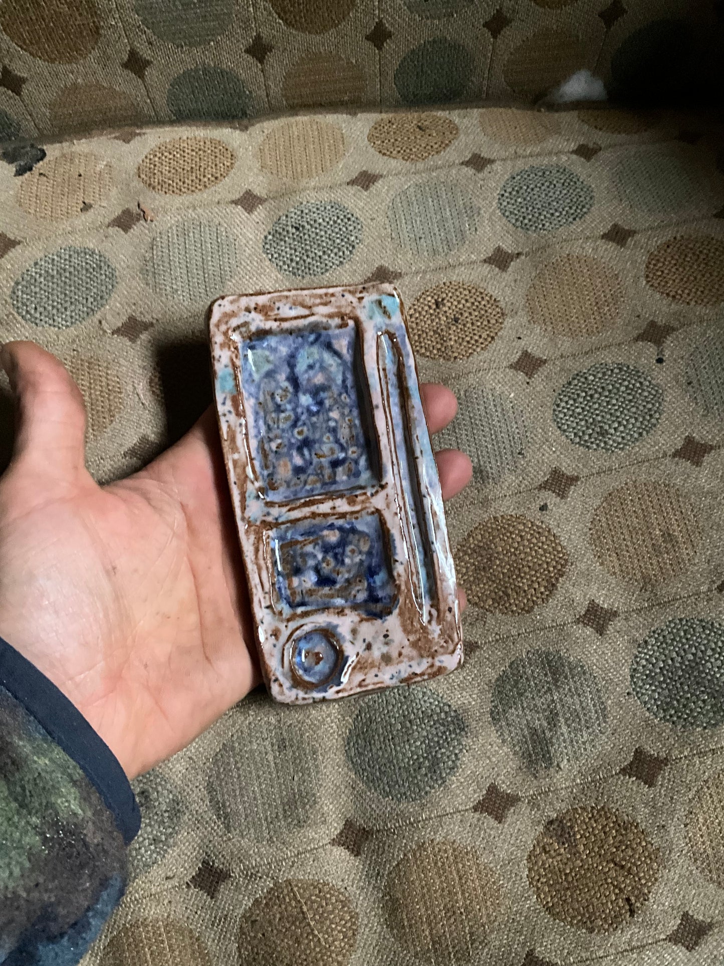 Ash tray earthenware larger size