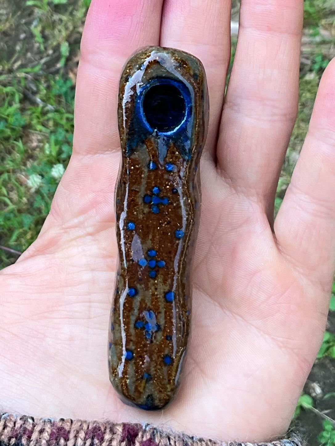 Pipe blue floral pattern
