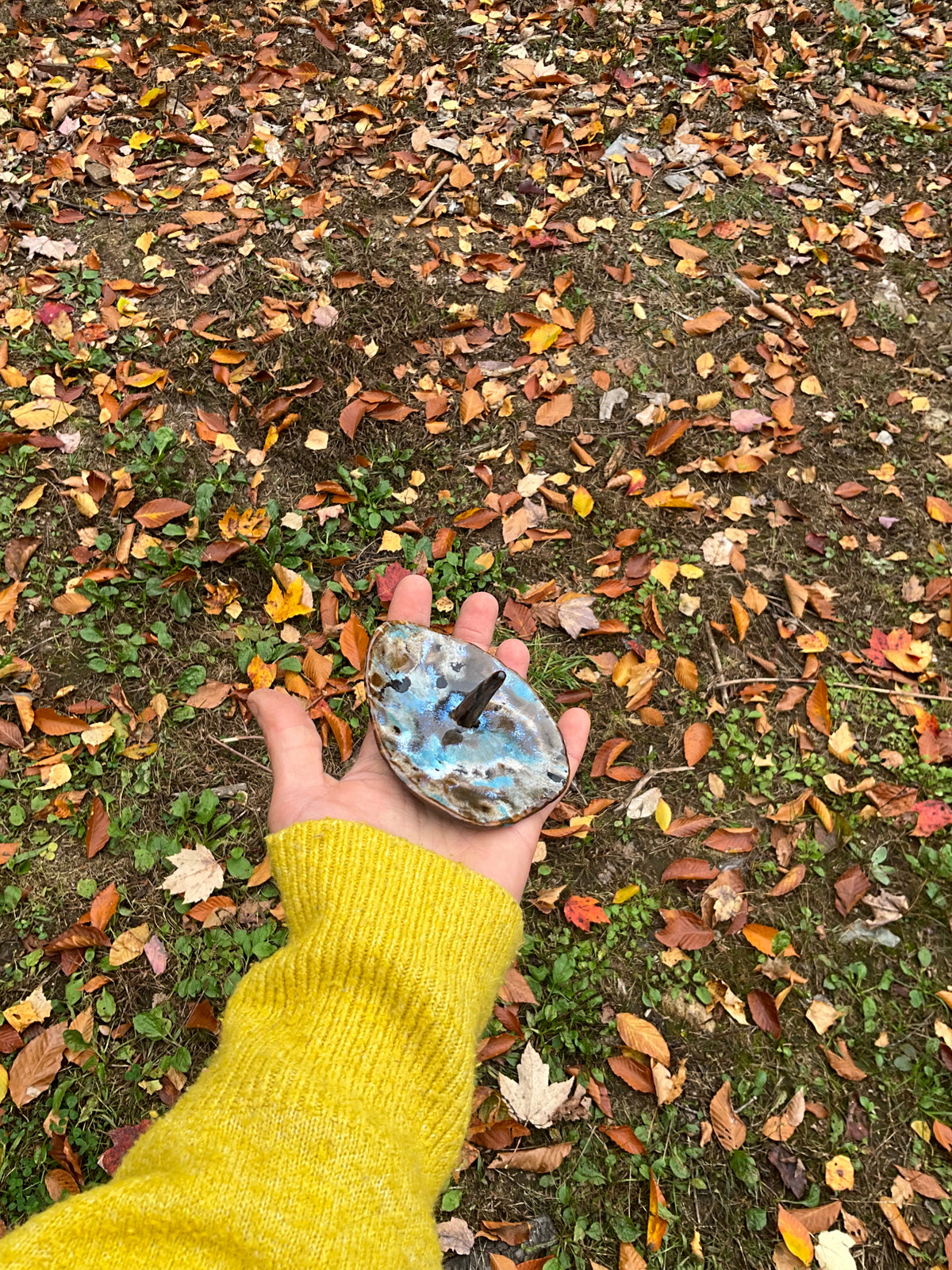 Ash tray earthenware blue