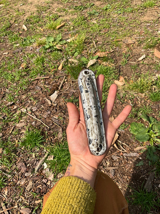 Mezuzah earthen shin